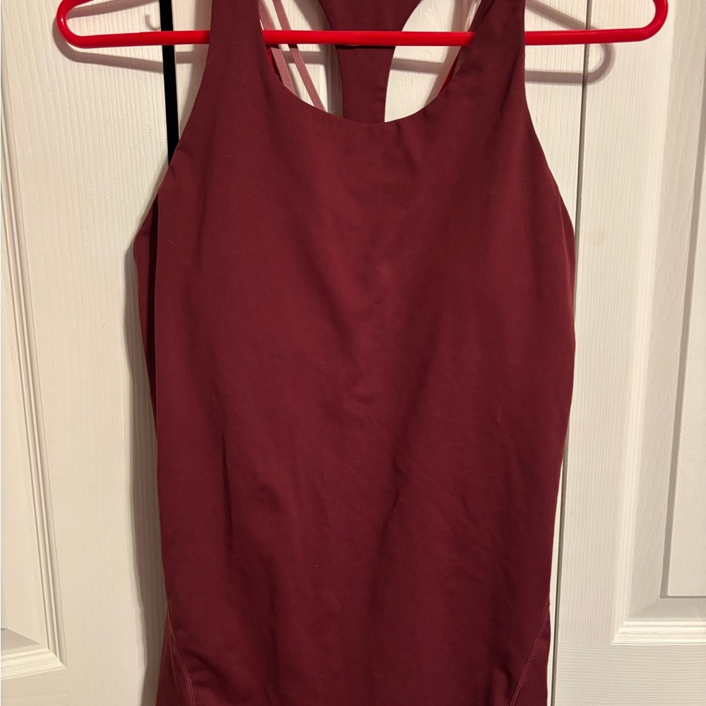 Women's Burgundy Athletic top size small